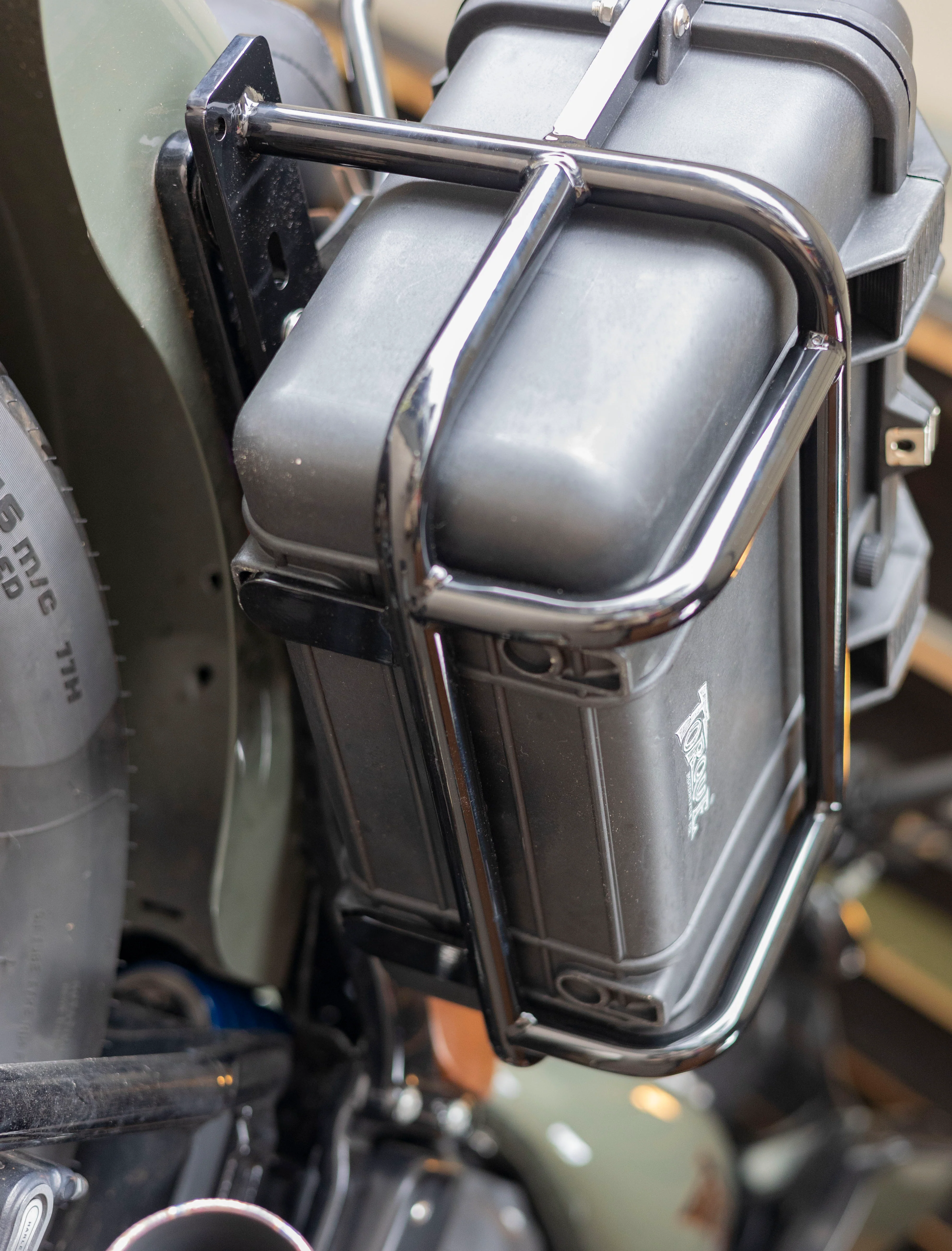 TORQUE HARDCASE SADDLE BAGS (Pre-order) - Image 5